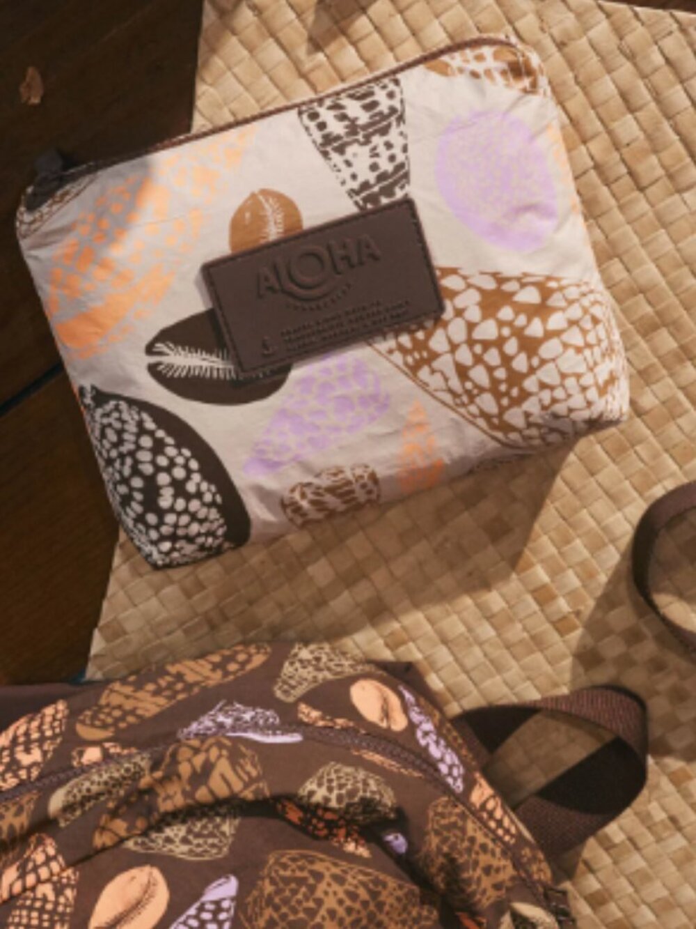 Aloha Collection Small Pouch Shoreline NWT